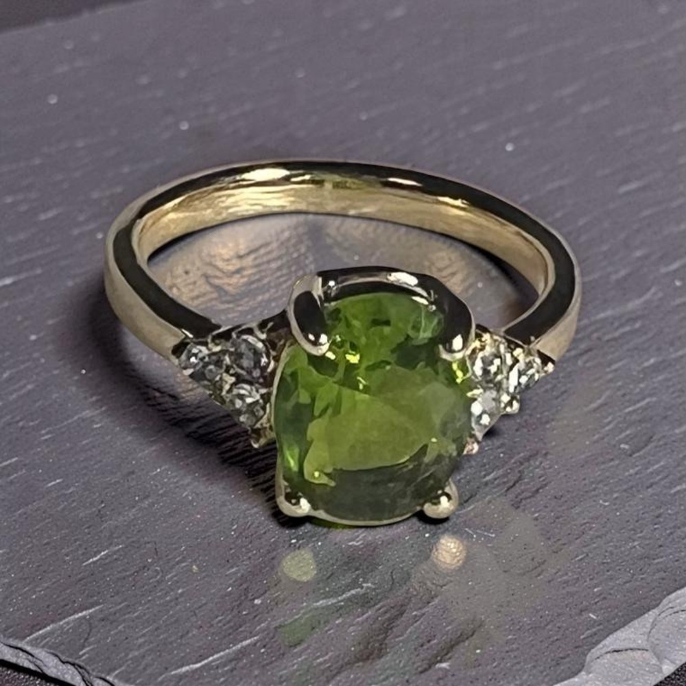 Green Gemstone & Crystal Accent Ring (Size 7 or 8)